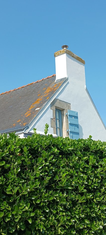 Pignon de maison bretonne traditionnelle en Finistere