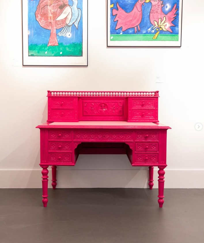 Meuble breton rose par Maison Richou Brest